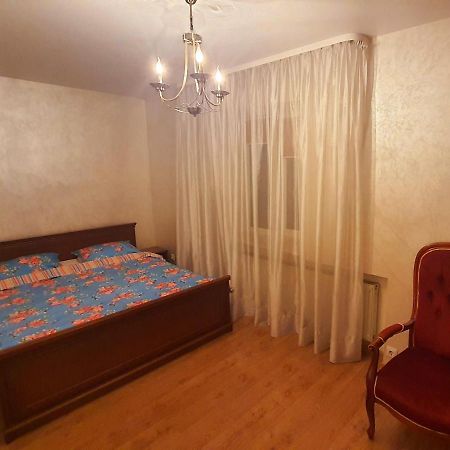 Center Apartman Luck Kültér fotó