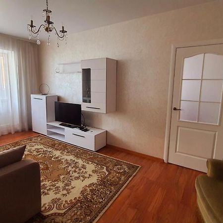 Center Apartman Luck Kültér fotó