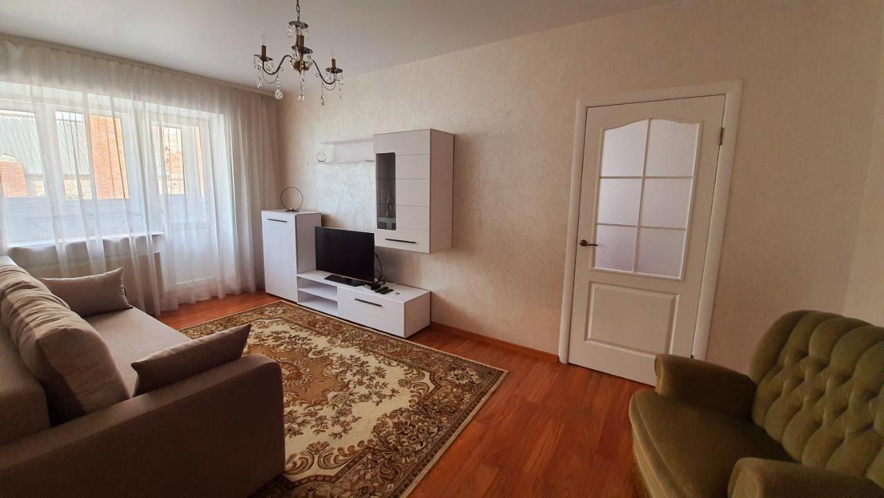 Center Apartman Luck Kültér fotó